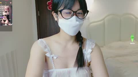 strawberry_loveee online show from 07.28.26