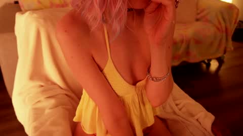 Strawberry Emma online show from 07.23.26