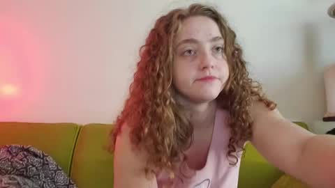 Strawberrylotsacake online show from 09.28.25