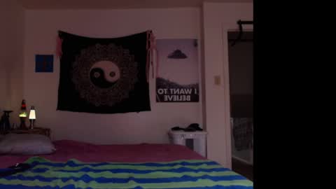 Strawberrylotsacake online show from 10.14.25