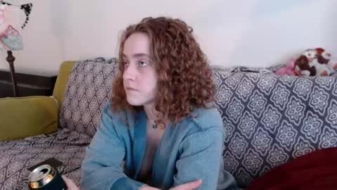 Strawberrylotsacake online show from 02.14.26