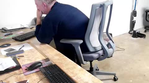 Snapshot of strokingdragon48 chatting on 10.27.25 strokingdragon48 online show from 10.27.25