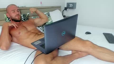 Strong Arni online show from 01.17.25