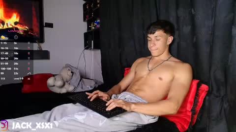 Snapshot of strong_jackxxx chatting on 10.09.25 Daddy Jack online show from 10.09.25