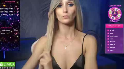 Snapshot of strongalice chatting on 09.15.25 The best athletic body on the site online show from 09.15.25