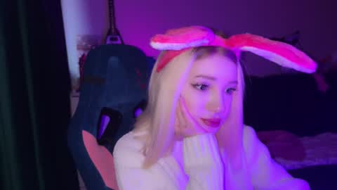 Snapshot of stuffy_ri chatting on 12.23.24 stuffy_ri online show from 12.23.24