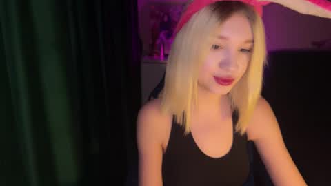 Snapshot of stuffy_ri chatting on 12.26.24 stuffy_ri online show from 12.26.24