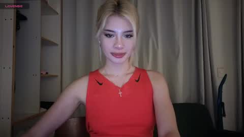 Sofa online show from 04.09.26