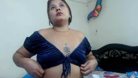 Stylevoluptuousvycky online show from 01.20.25