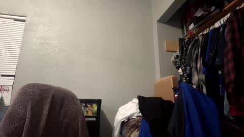 Snapshot of suavecito67 chatting on 10.14.25 suavecito67 online show from 10.14.25