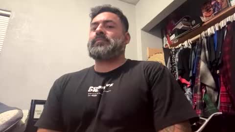 Snapshot of suavecito67 chatting on 10.31.25 suavecito67 online show from 10.31.25