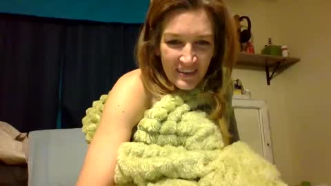 Snapshot of sub4you69brat chatting on 01.12.25 sub4you69brat online show from 01.12.25