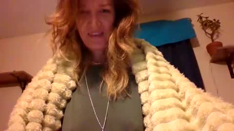 Snapshot of sub4you69brat chatting on 01.13.25 sub4you69brat online show from 01.13.25