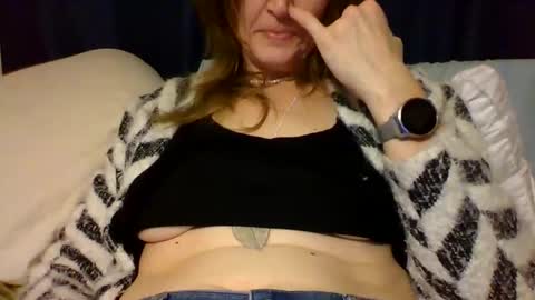 Snapshot of sub4you69brat chatting on 01.22.25 sub4you69brat online show from 01.22.25