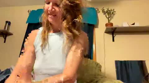 Snapshot of sub4you69brat chatting on 02.26.25 sub4you69brat online show from 02.26.25