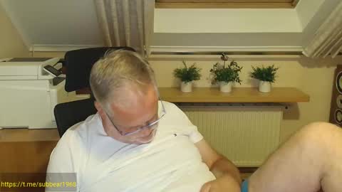 Snapshot of subbear1968 chatting on 05.30.26 subbear1968 online show from 05.30.26
