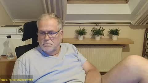 Snapshot of subbear1968 chatting on 06.01.26 subbear1968 online show from 06.01.26