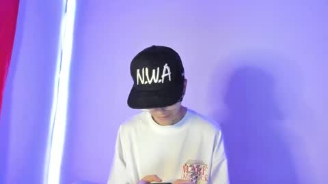 Snapshot of submissive_boyy_ chatting on 12.08.24 nico online show from 12.08.24