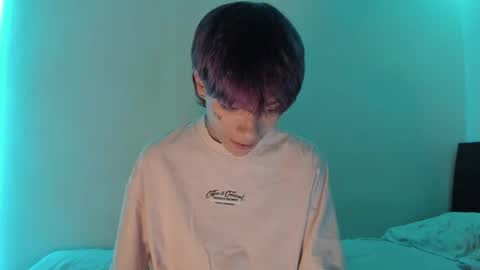 Snapshot of submissive_boyy_ chatting on 09.28.25 nico online show from 09.28.25