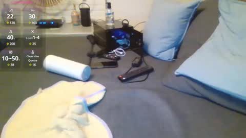 Snapshot of submissivguy chatting on 12.14.24 submissivguy online show from 12.14.24