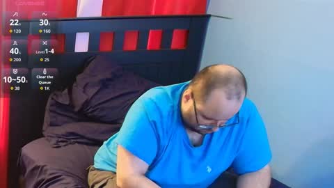 Snapshot of subzero_2689 chatting on 11.26.25 subzero online show from 11.26.25