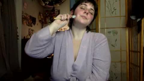 succubi_tyes online show from 02.12.26