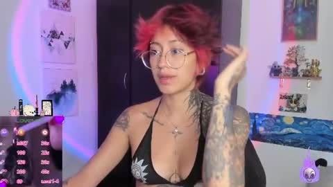Snapshot of succubus_girl_ chatting on 07.14.26 Alexy online show from 07.14.26