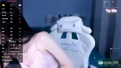 Snapshot of sugar_bunny_girl chatting on 06.17.26 Ariana online show from 06.17.26