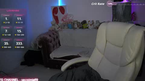 Mia online show from 11.17.25