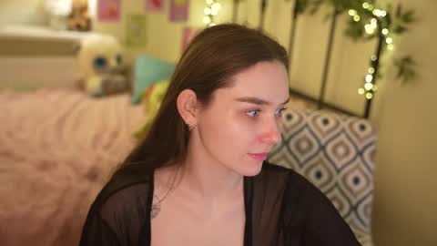 Snapshot of sugar_peasy chatting on 03.01.25 Rikki online show from 03.01.25