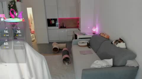 Kinga online show from 10.18.25