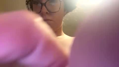 sugarbaby2625 online show from 10.22.25