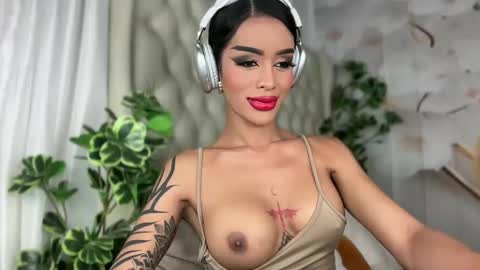 Jess online show from 10.10.25