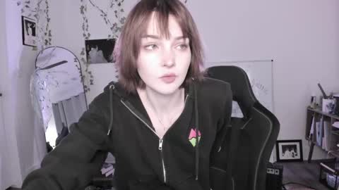Ella online show from 05.22.26