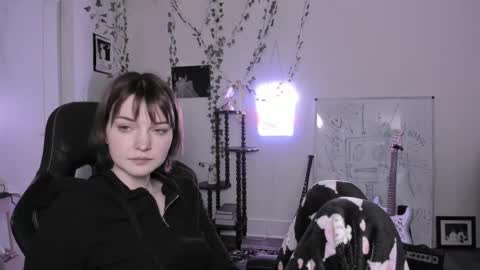 Ella online show from 05.23.26