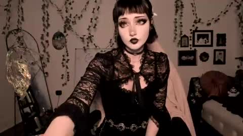 Ella online show from 07.19.26