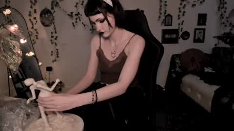 Ella online show from 07.23.26