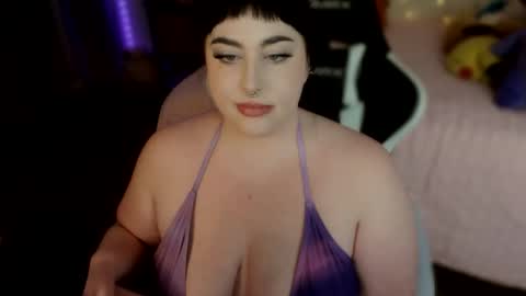 Lucy Love online show from 04.17.26