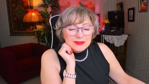 Vivien online show from 01.25.25