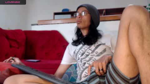 suggabrown_ online show from 02.05.26