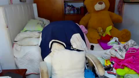 Snapshot of suggarbaby1 chatting on 12.25.24 Cami   Back in 2 hours online show from 12.25.24