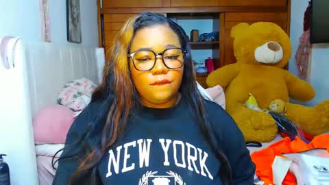 Snapshot of suggarbaby1 chatting on 02.21.25 Cami   Back in 2 hours online show from 02.21.25