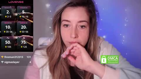 Snapshot of suggestivebehavior chatting on 10.31.25 Mia online show from 10.31.25