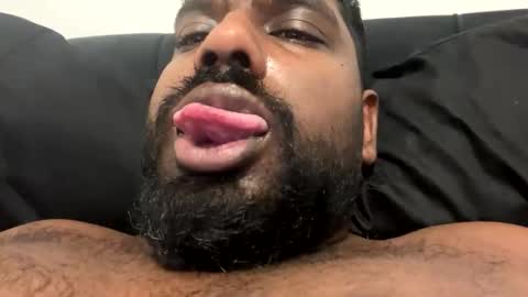 Let me be your knight that saves you online show from 11.20.25