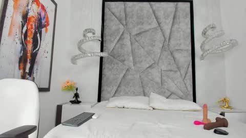 sukisimmons online show from 01.06.26