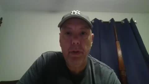 Snapshot of sullydog48 chatting on 10.12.25 Sully online show from 10.12.25