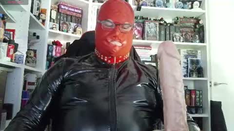 Snapshot of sumisolatex chatting on 07.12.26 Sumisolatex online show from 07.12.26
