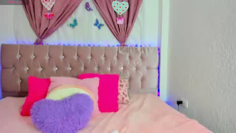 summer_girls01 online show from 07.10.26