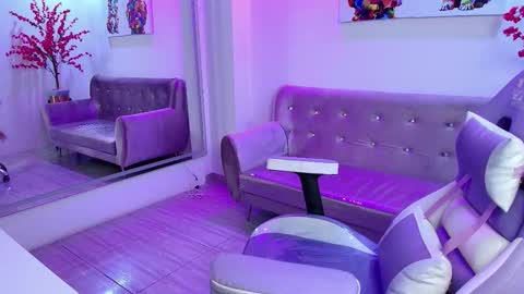 summer_miller online show from 10.10.25