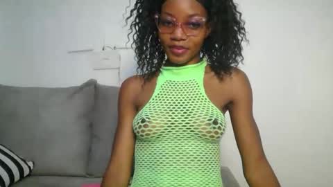 Snapshot of summerbuddy chatting on 06.30.26 summerbuddy online show from 06.30.26
